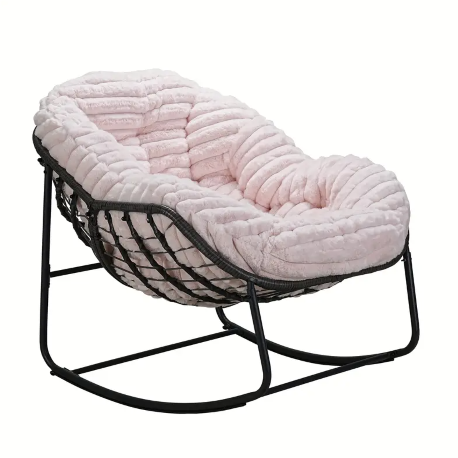Comfy Wicker Egg Chairs Lounge